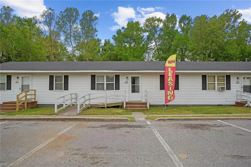 8858 Smithfield Apts Ln #2 NONE, SMITHFIELD VA 23430 - Main photo