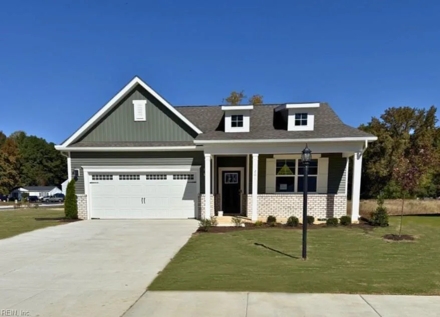 201 Gallop WAY, Yorktown — 4 bed Residential, 1,862 sqft
