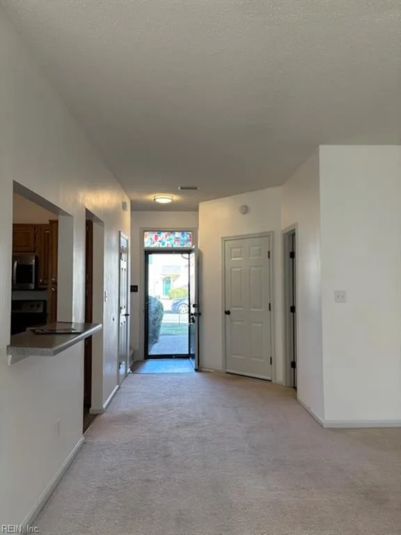 1355 Lake DR, NEWPORTNEWS VA 23602 - Photo 4