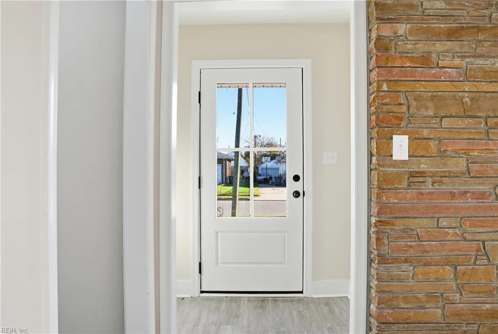 1143 43rd ST, NEWPORTNEWS VA 23607 - Photo 4