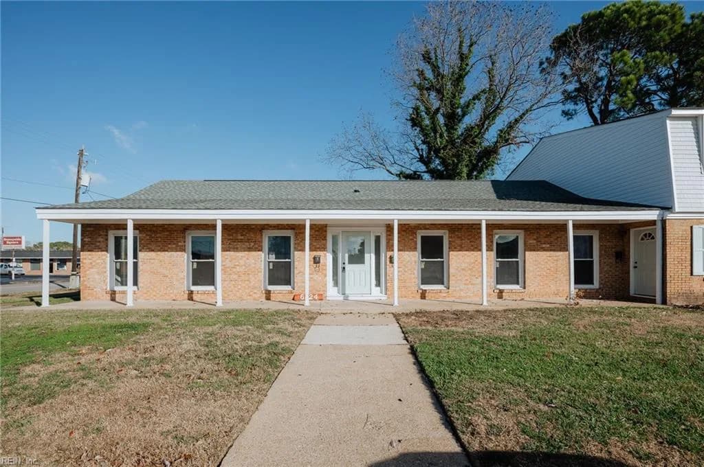 6124 Lexington CT #B, VIRGINIABEACH VA 23464 - Main photo