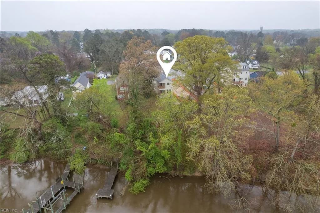 158 Riverview AVE, SMITHFIELD VA 23430 - Photo 5