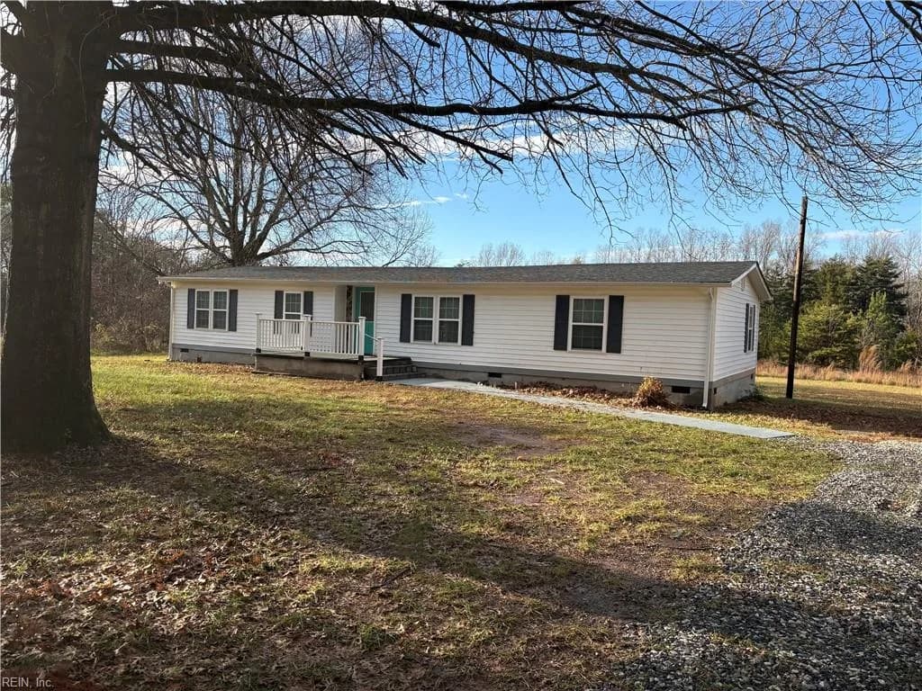 106 Holly Tree DR, PAMPLIN VA 23958 - Main photo