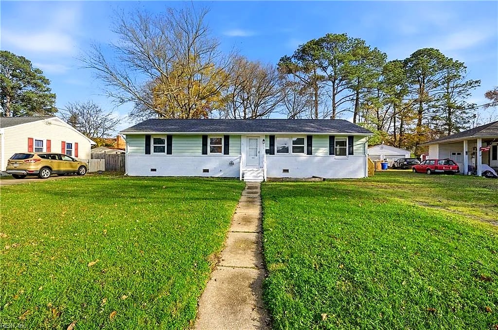 213 Kingwood DR, NEWPORT NEWS VA 23601
