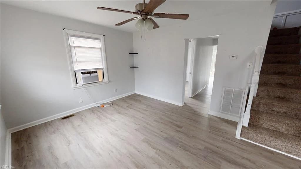 645 Surry ST, PORTSMOUTH VA 23707 - Photo 4