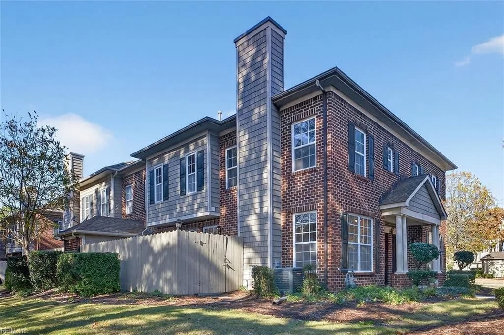 1069 Gamston LN, VIRGINIA BEACH VA 23455 - Main photo