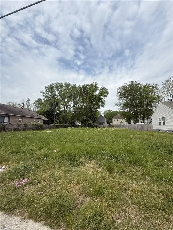 6232 Old Townpoint RD, SUFFOLK VA 23435
