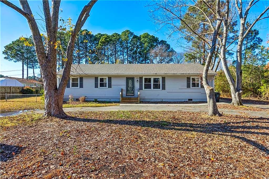 197 Cedar RD, POQUOSON VA 23662 - Main photo