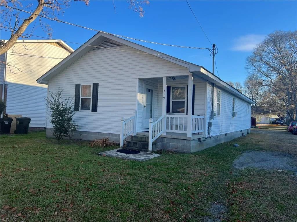 219 Cobb ST, FRANKLIN VA 23851 - Photo 3
