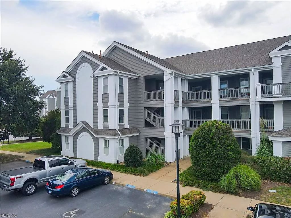 1003 High Dunes QUAY #101, Hampton — 2 bed Residential, 1,372 sqft