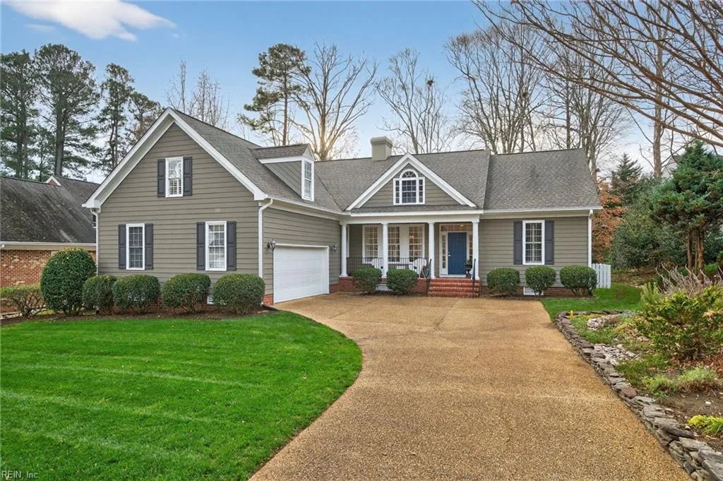 110 Moray Firth, Williamsburg — 3 bed Residential, 2,435 sqft