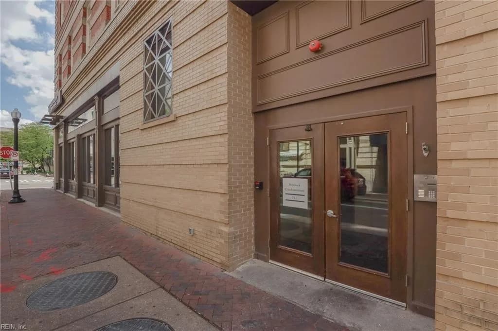 241 Granby ST #40, NORFOLK VA 23510 - Photo 3