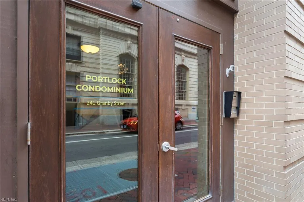 241 Granby ST #40, NORFOLK VA 23510 - Photo 4