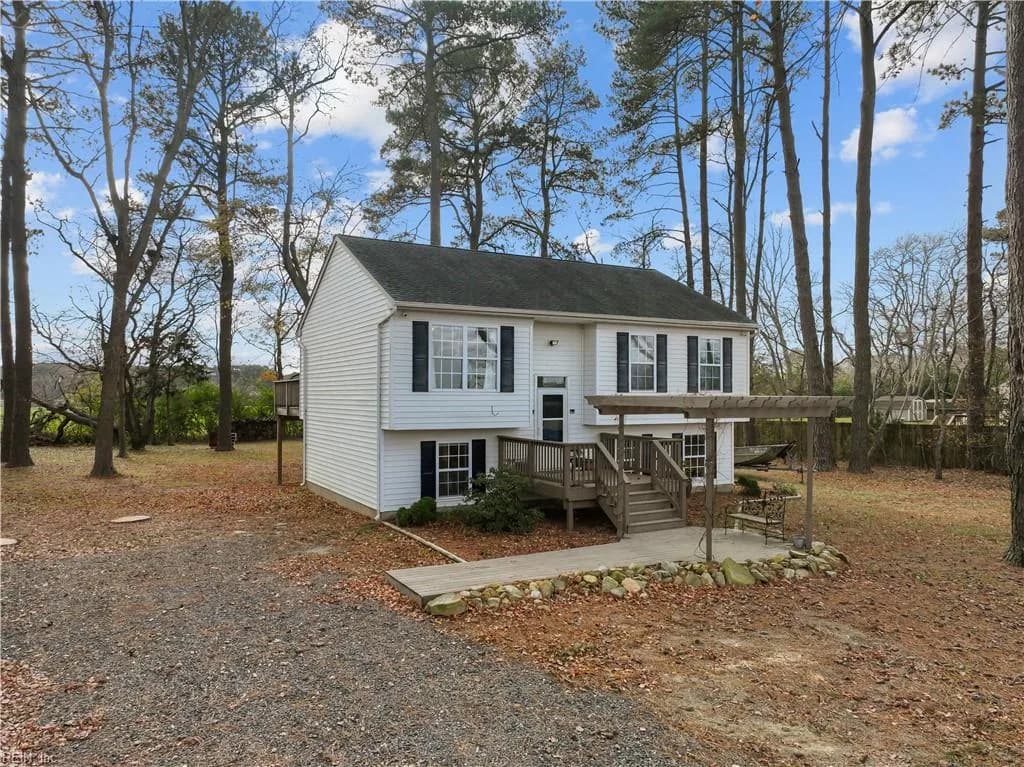 5134 Hortense LN, CAPECHARLES VA 23310 - Photo 4