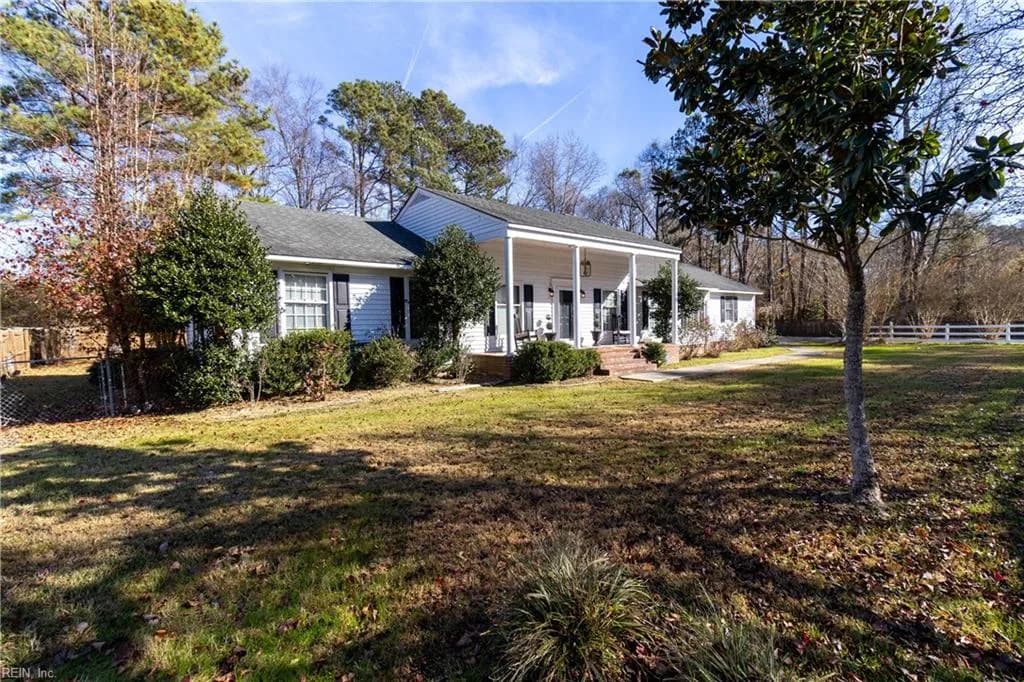 25461 Woodland Park CIR, COURTLAND VA 23837 - Photo 4