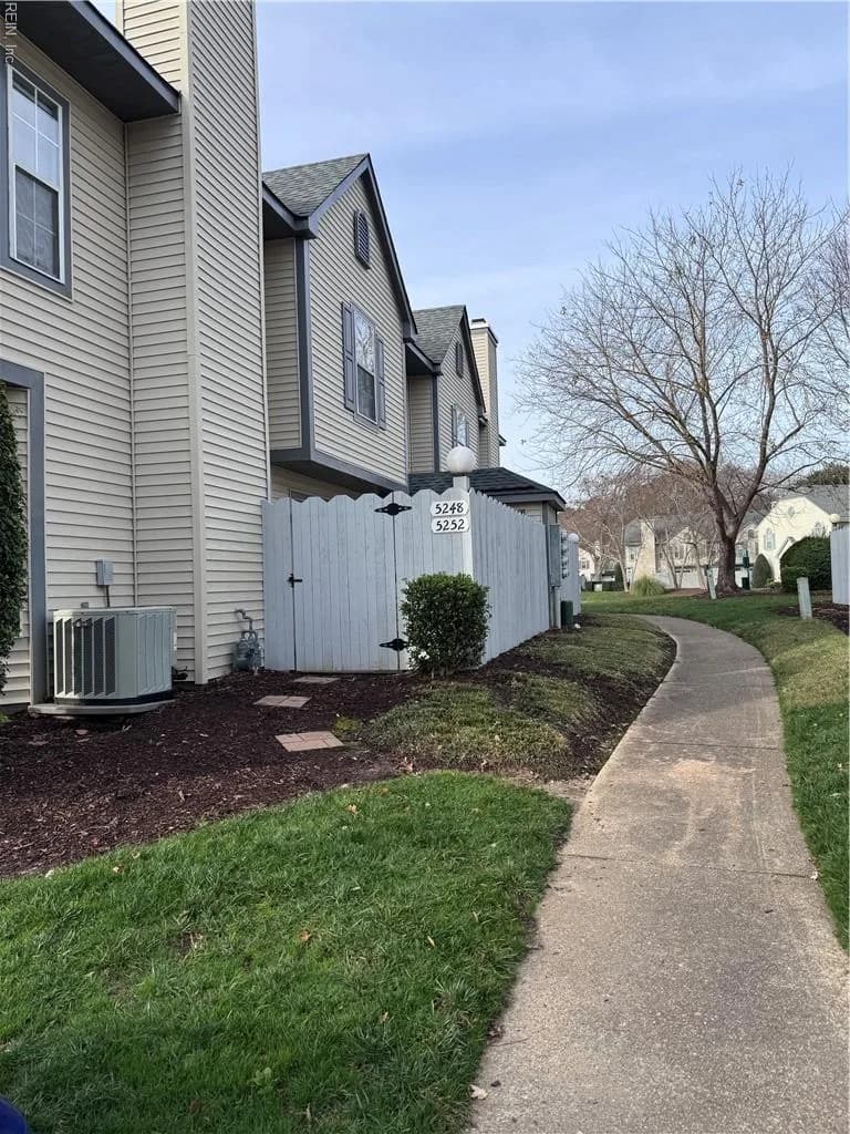 5252 Bardith CIR, VIRGINIABEACH VA 23455 - Photo 2