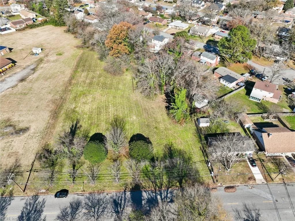 691 Dresden DR, NEWPORTNEWS VA 23601 - Photo 3