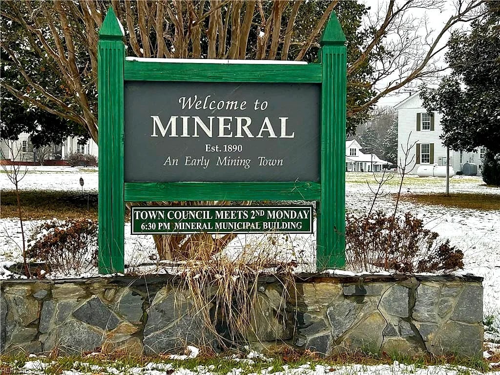 4 lots E 1st ST, Mineral — Land and Farms