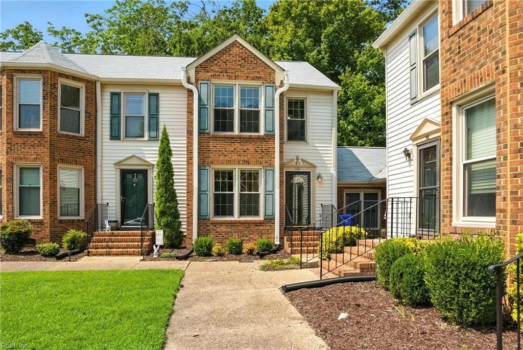 164 River Point Dr NONE, Suffolk — 2 bed Residential, 1,368 sqft