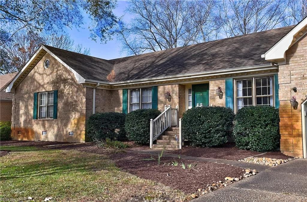 1924 Grayfalcon DR, NORFOLK VA 23518 - Photo 3