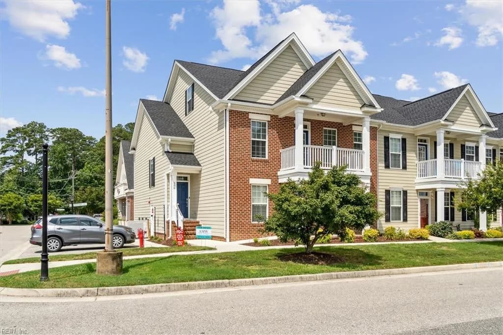 208 Laydon WAY, YORKTOWN VA 23692 - Photo 2