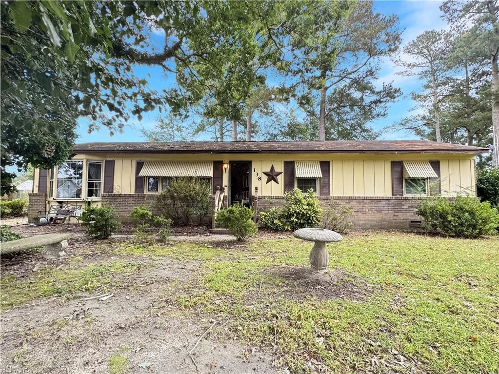 138 Beechwood DR, Suffolk — 3 bed Residential, 1,865 sqft