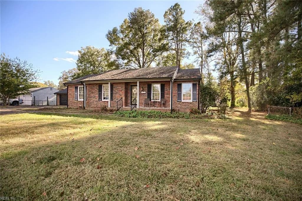 6347 Cold Harbor RD, MECHANICSVILLE VA 23111 - Main photo
