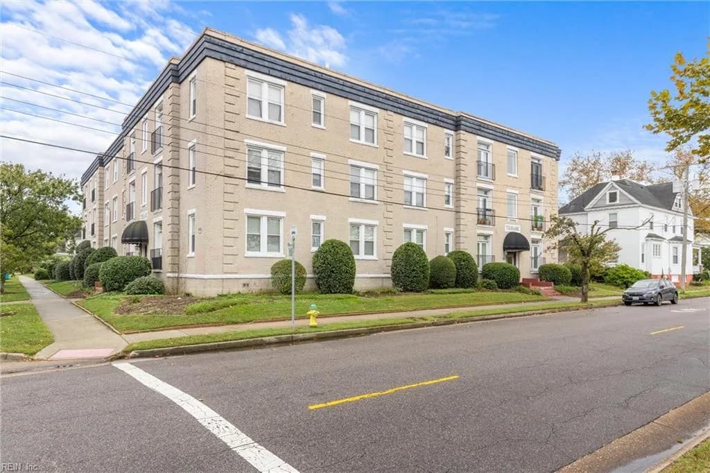 431 W 31st ST #A2, NORFOLK VA 23508 - Photo 2