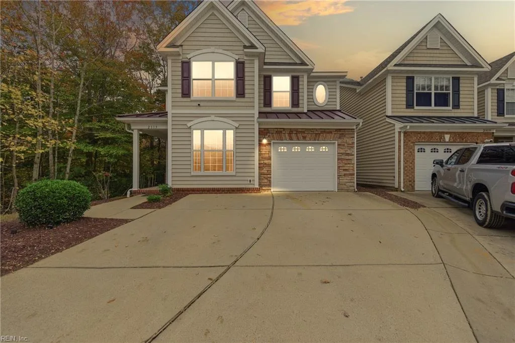 2313 Silver Charm CIR, Suffolk — 3 bed Residential, 2,356 sqft
