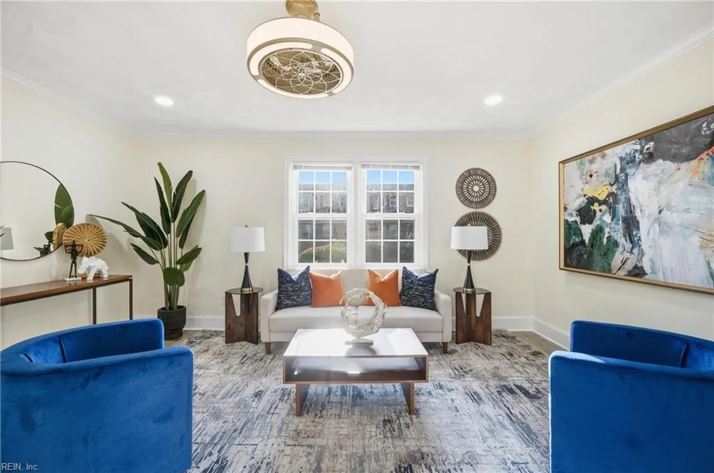 9617 Norfolk AVE #1, Norfolk — 2 bed Residential, 820 sqft