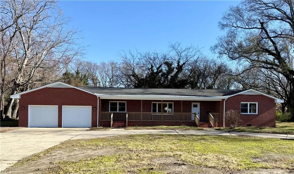 994 N King ST, Hampton — 6 bed Residential, 3,500 sqft