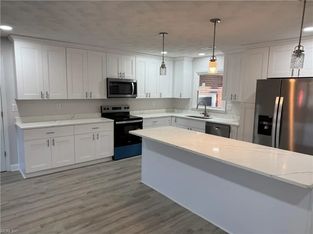994 N King ST, HAMPTON VA 23669 - Photo 3