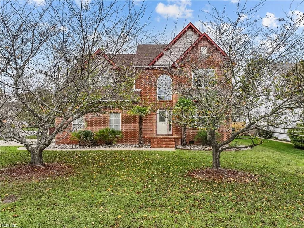 2100 Oaklawn CT, Virginia Beach — 5 bed Residential, 3,081 sqft