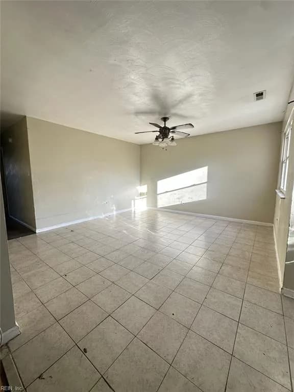 3866 Augustine CIR, PORTSMOUTH VA 23703 - Photo 4
