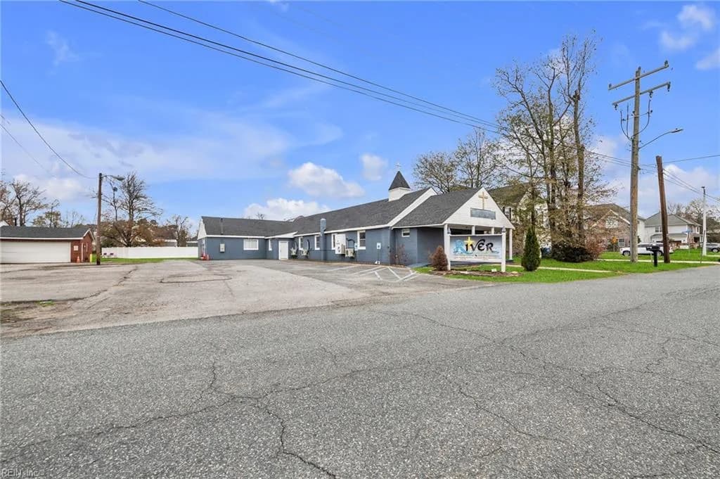 730 Finck LN, CHESAPEAKE VA 23320 - Photo 3
