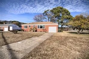 353 Fox Hill RD, Hampton — 4 bed Residential, 1,444 sqft
