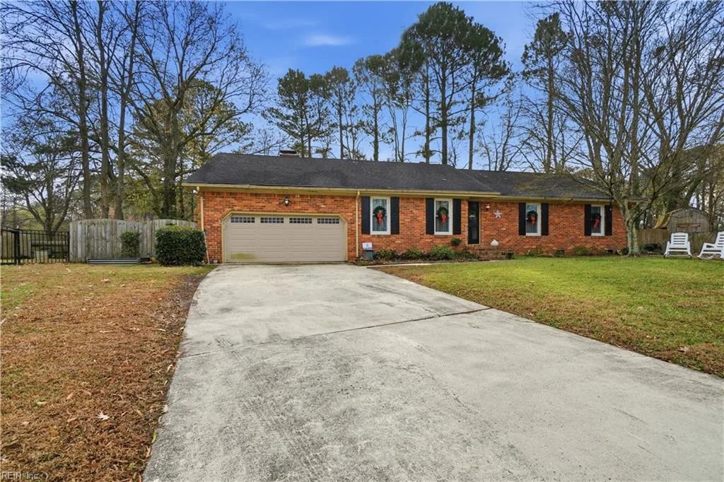 992 Larkaway CT, Virginia Beach — 4 bed Residential, 2,200 sqft