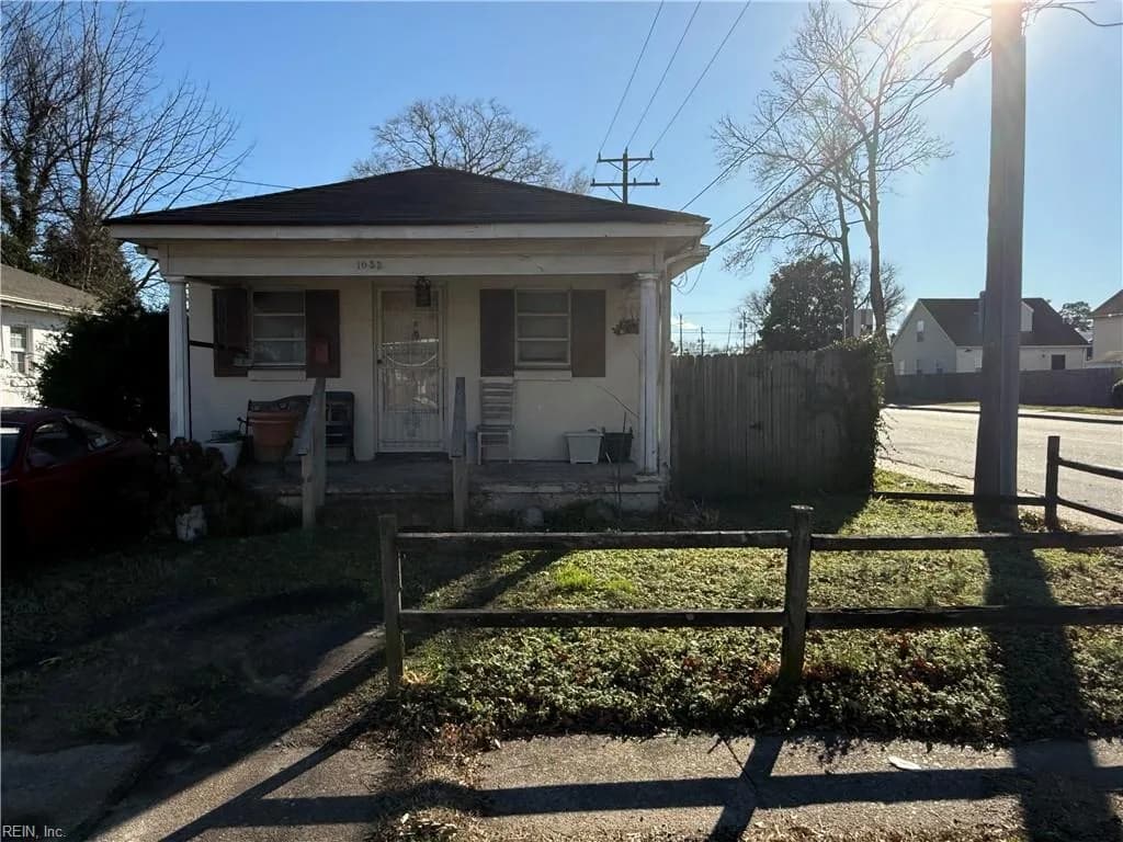 1053 Hannah ST, NORFOLK VA 23505 - Photo 3