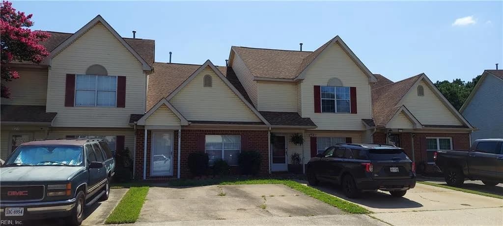 629 Brisa CT, CHESAPEAKE VA 23322 - Photo 2
