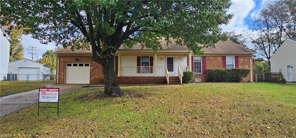 1024 Bowling Green TRL, CHESAPEAKE VA 23320 - Main photo