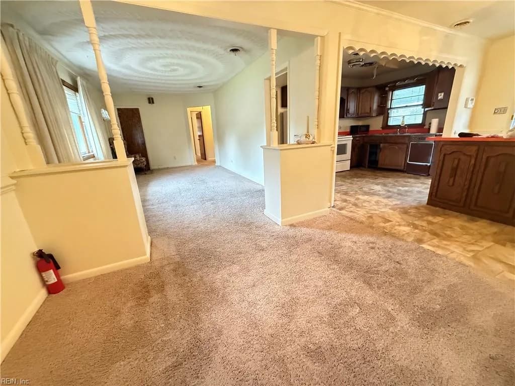 504 Eisenhower CIR, PORTSMOUTH VA 23701 - Photo 5