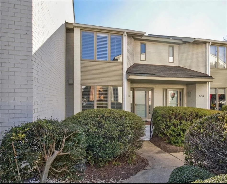 310 Sea Pines CT, Virginia Beach — 3 bed Residential, 2,022 sqft