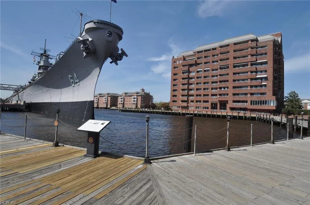 215 Brooke Ave, Norfolk, VA 23510, USA - Photo 5