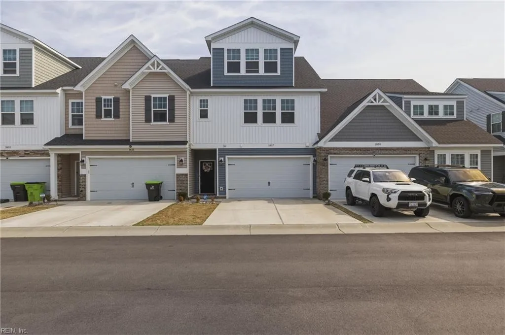 1837 Honey Milk RD, CHESAPEAKE VA 23323 - Main photo