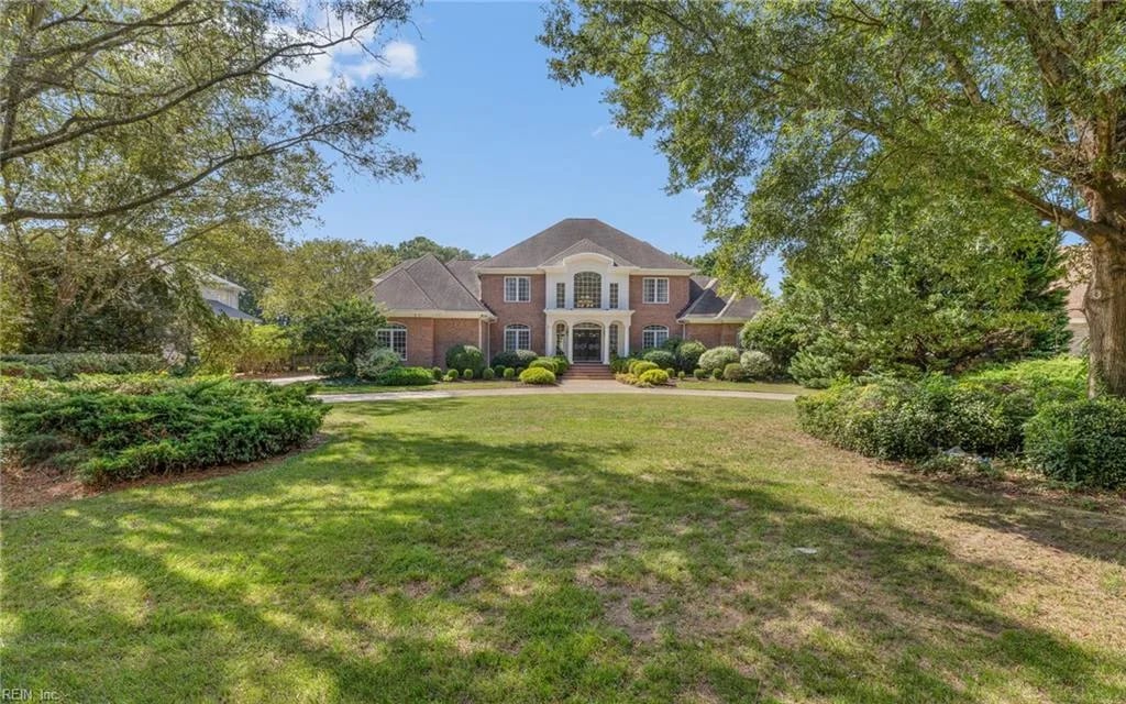 1849 S Woodside LN, Virginia Beach — 6 bed Residential, 5,441 sqft