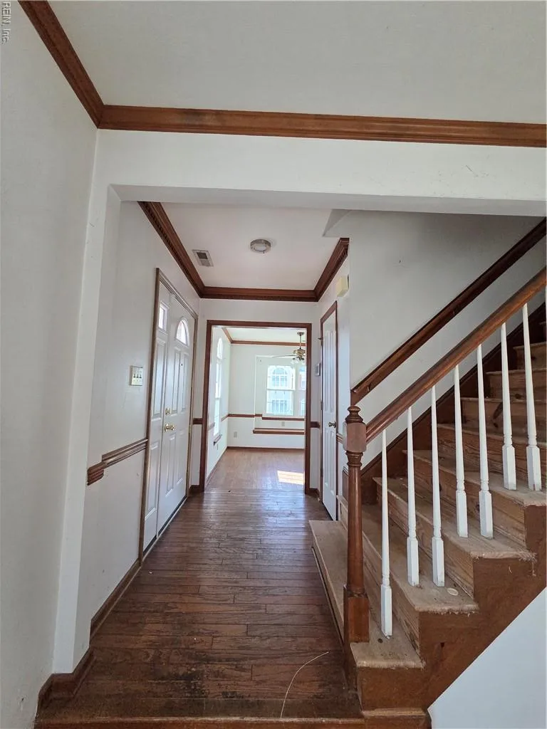 304 N College DR, FRANKLIN VA 23851 - Photo 5