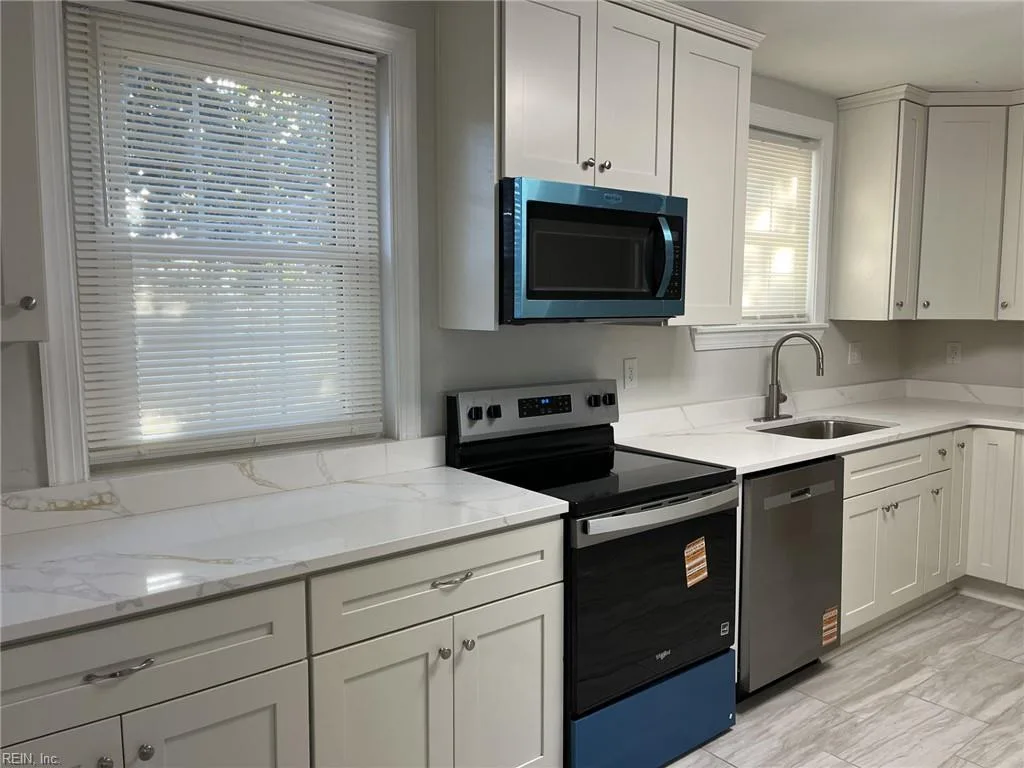 412 West RD, PORTSMOUTH VA 23707 - Main photo