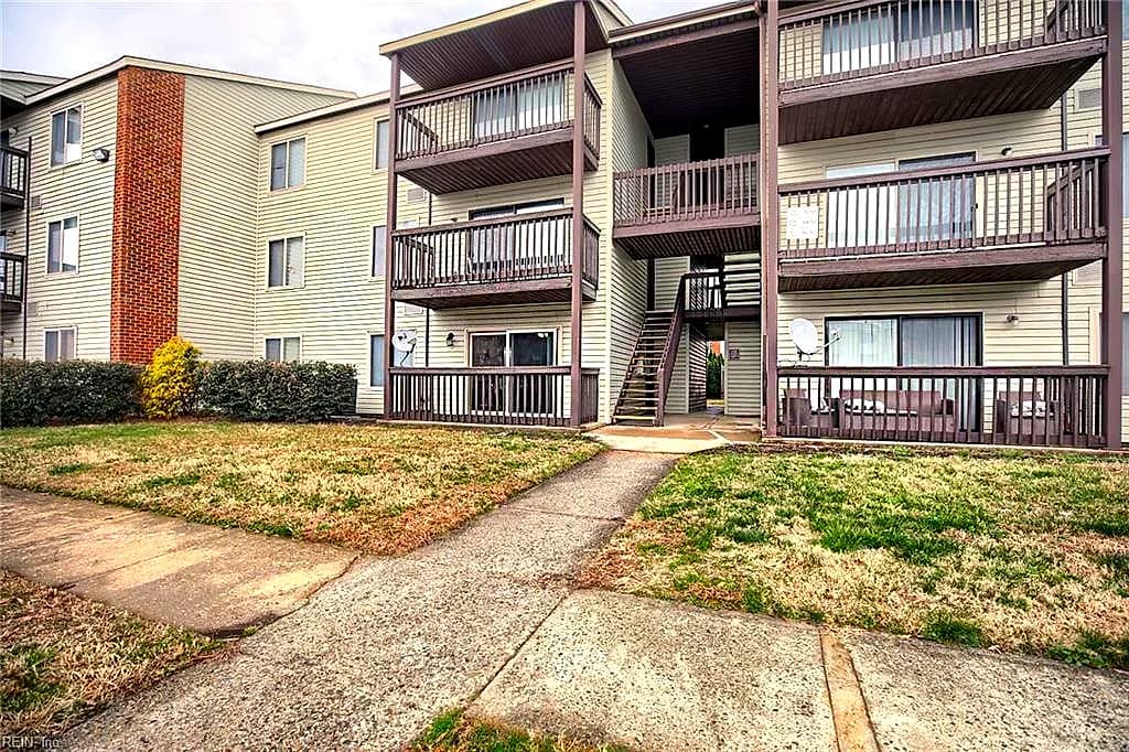 56 Wells CT, HAMPTON VA 23666 - Main photo