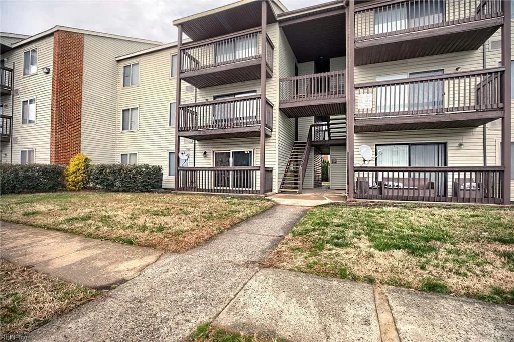 56 Wells CT, HAMPTON VA 23666 - Main photo