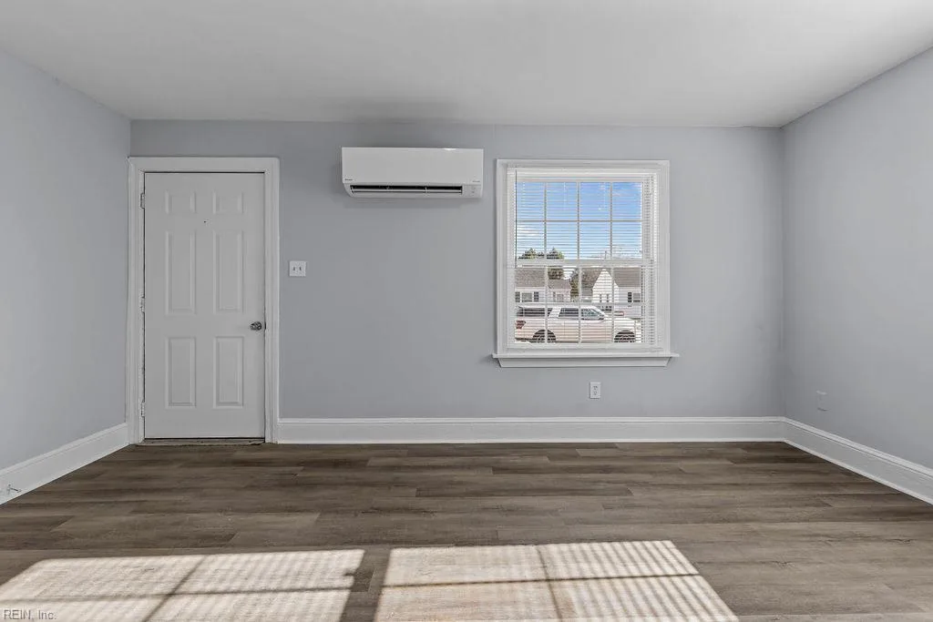 709 Chestnut ST, FRANKLIN VA 23851 - Photo 5